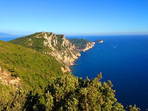 The road from Porto Venere to Riomaggiore